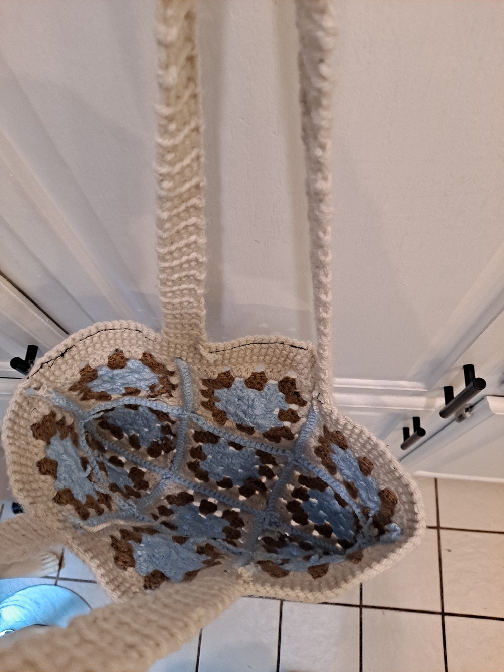 Artisan Crochet Tote Bag Cream, Light Blue & Brown Grannysquare Boho Cottagecore - Picture 5 of 11